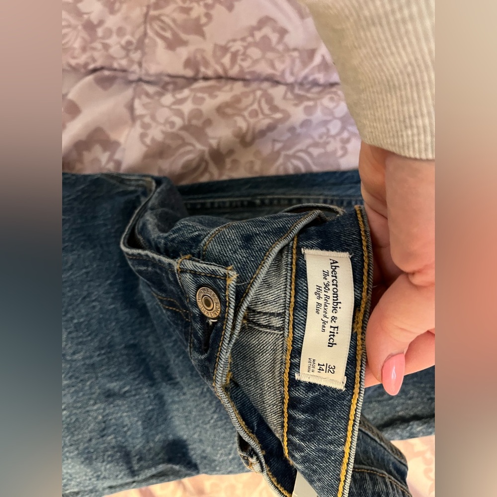 Abercrombie & Fitch Women's Classic Blue Skinny Jeans